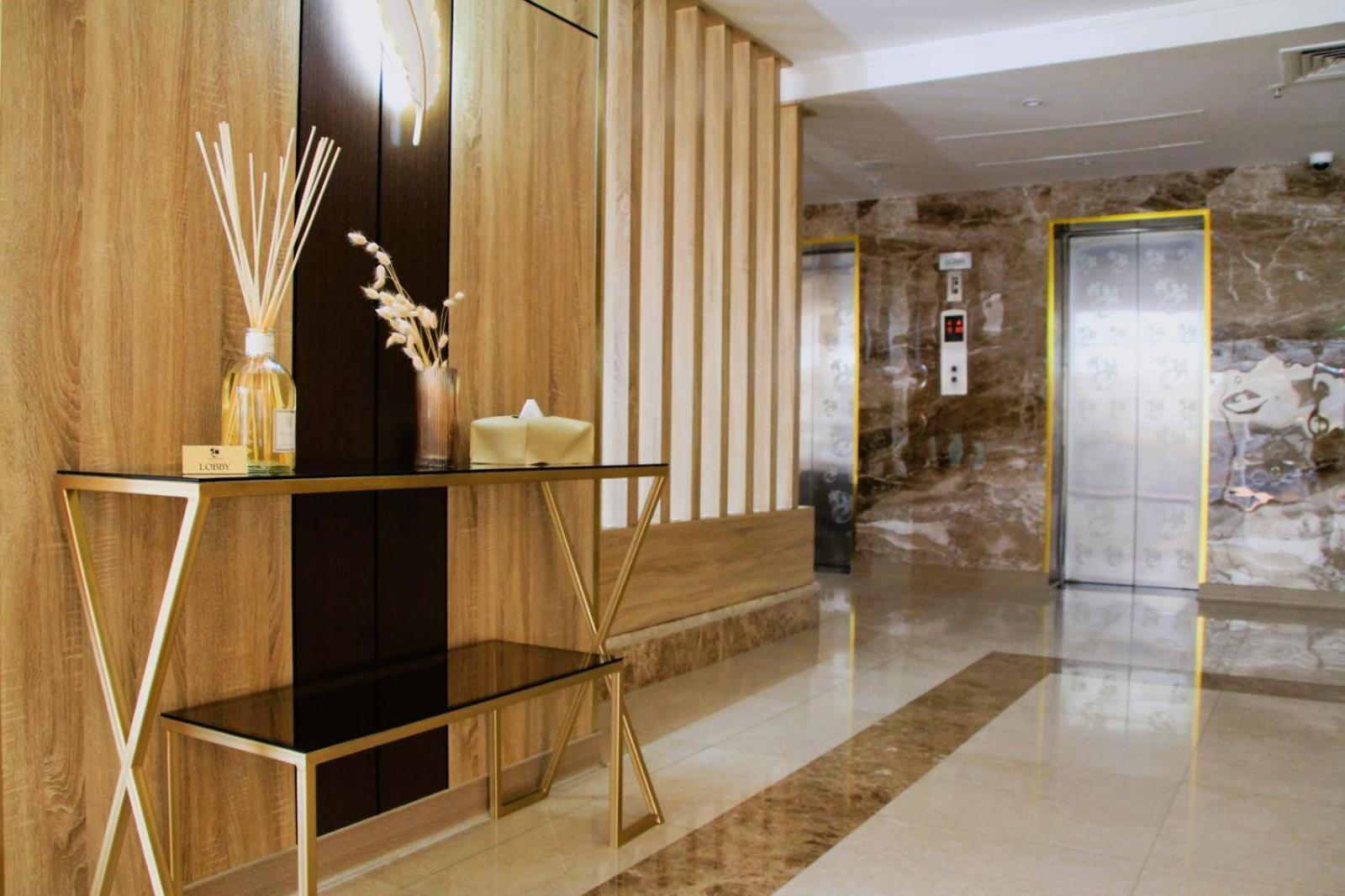 Plaza Athenee Hotel Kuwait City Eksteriør billede