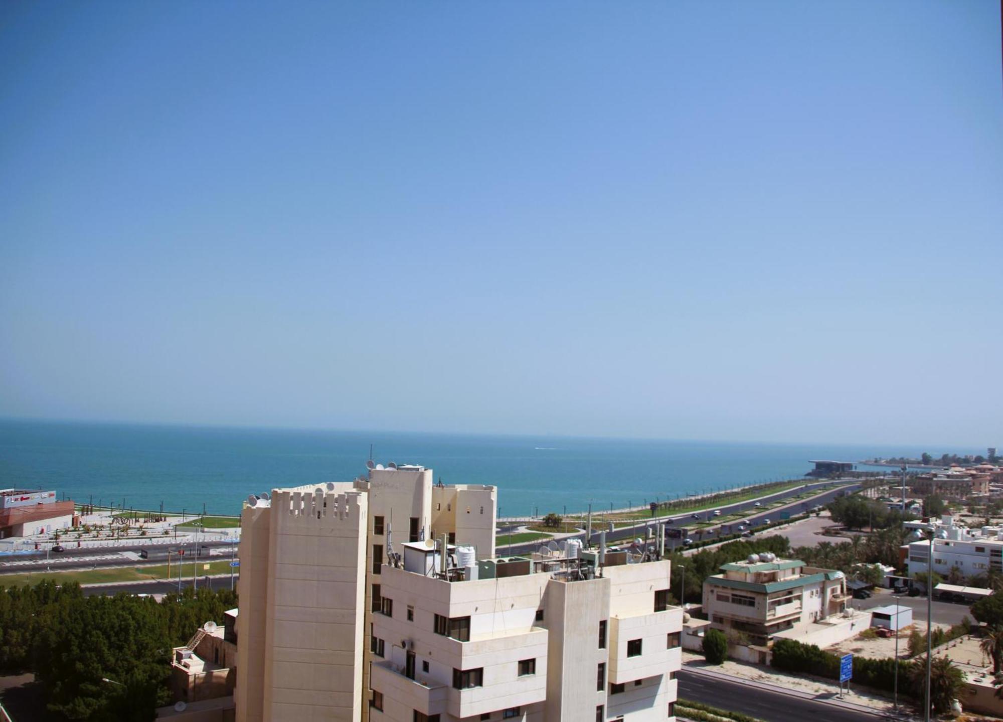 Plaza Athenee Hotel Kuwait City Eksteriør billede