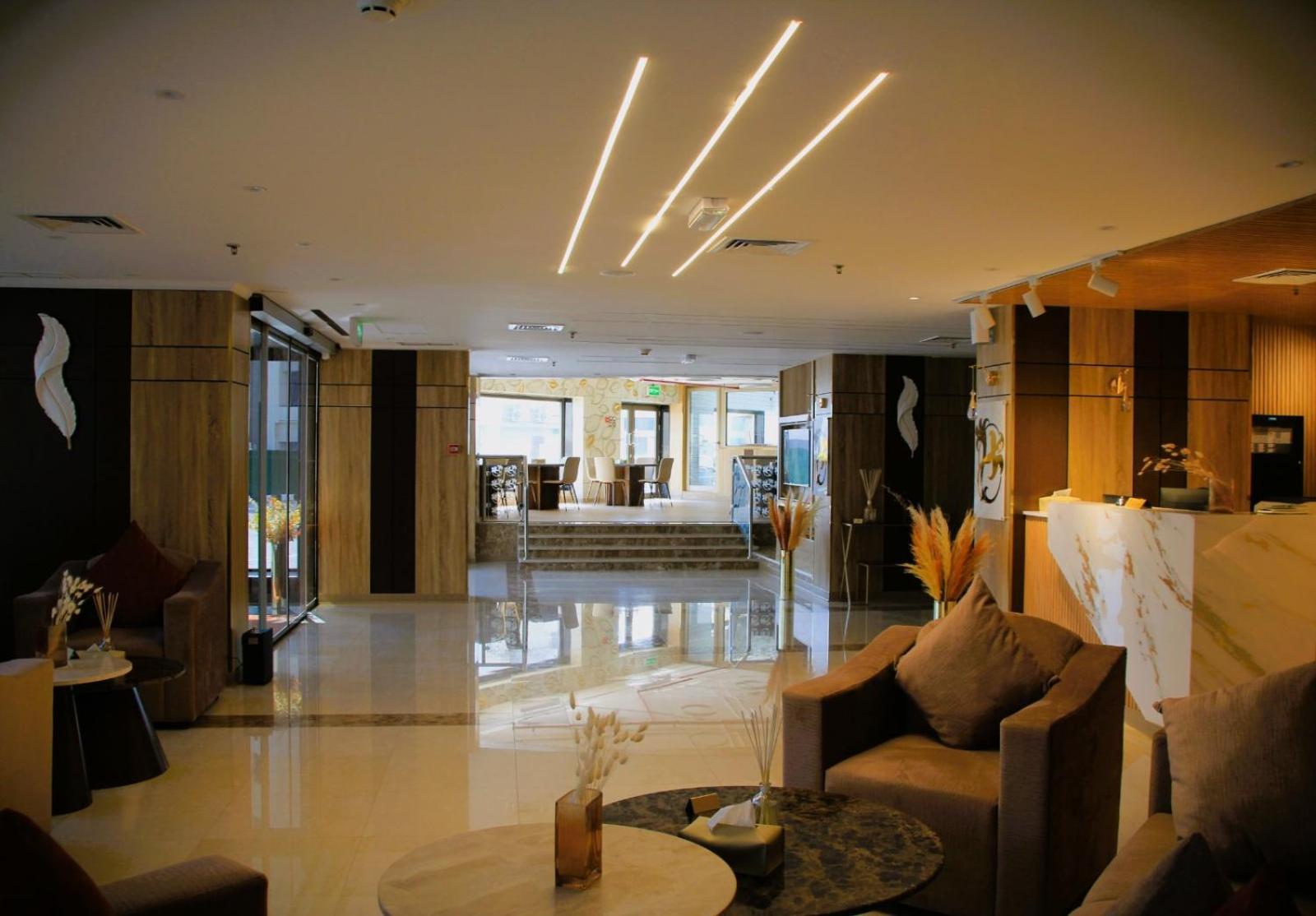 Plaza Athenee Hotel Kuwait City Eksteriør billede