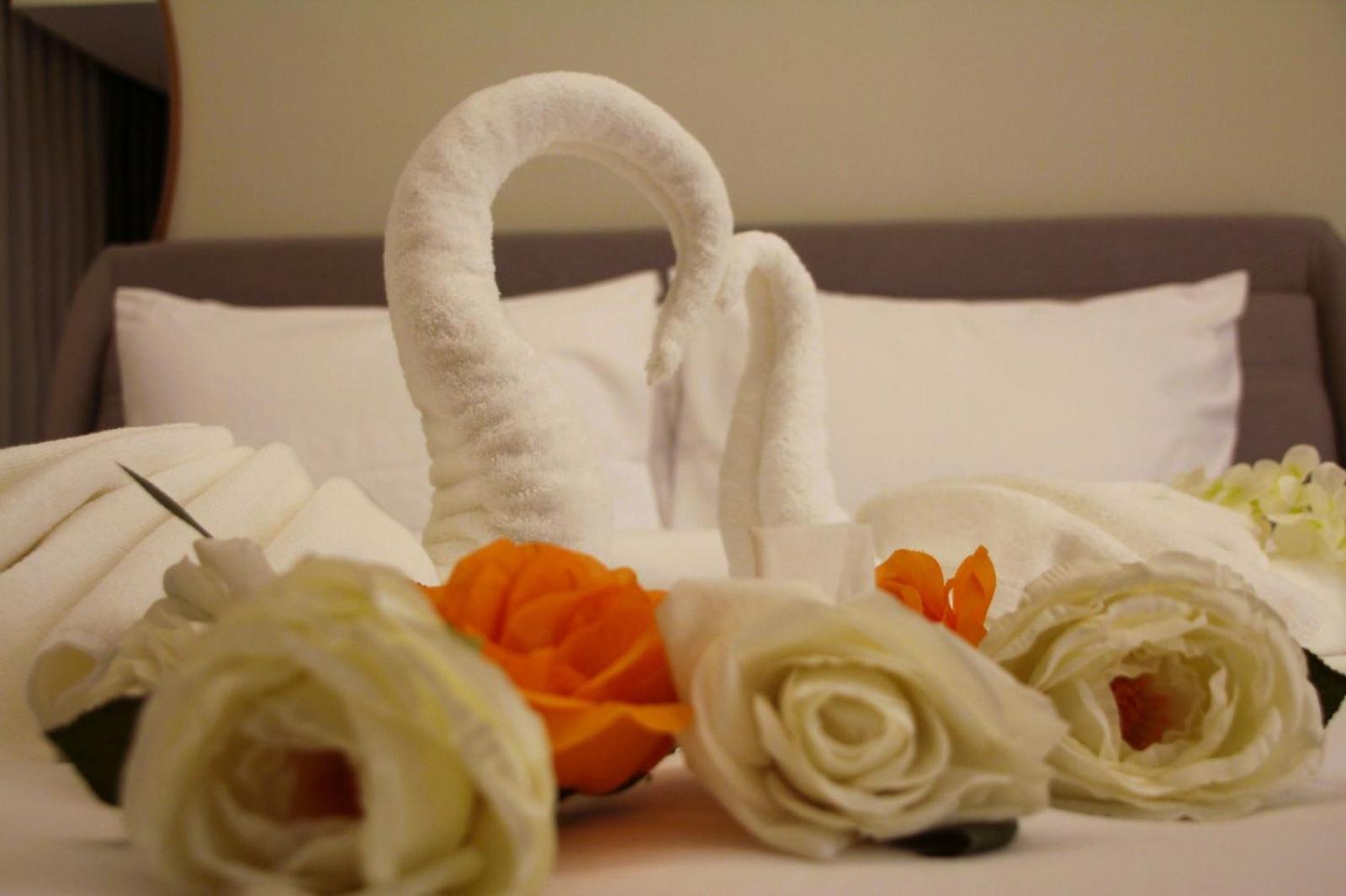 Plaza Athenee Hotel Kuwait City Eksteriør billede