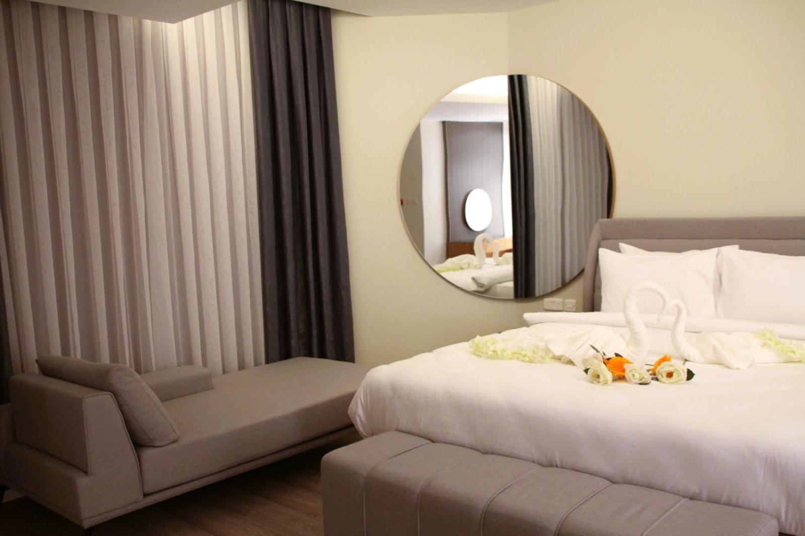 Plaza Athenee Hotel Kuwait City Eksteriør billede